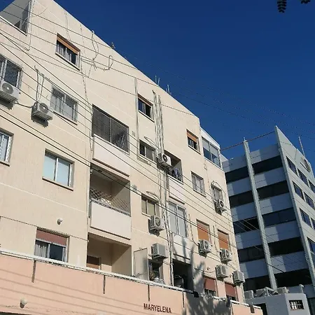 Elenas 1 Bedroom In Center דירה *